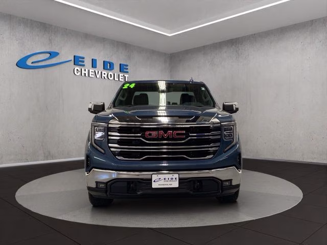2024 Downpour Metallic GMC Sierra 1500 SLT 4X4 Truck