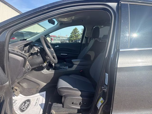2017 Magnetic Ford Escape SE 4X4 SUV