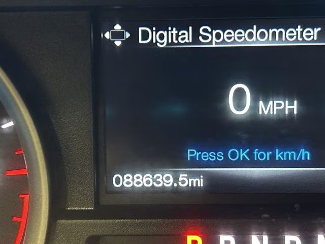 2019 Oxford White Ford F-150 XLT 4X4 Truck
