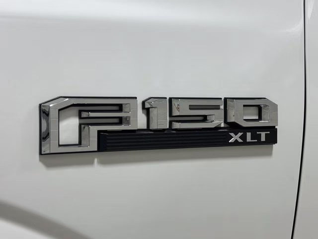 2019 Oxford White Ford F-150 XLT 4X4 Truck