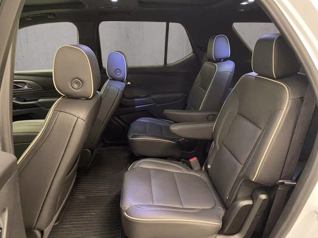 2023 Summit White Chevrolet Traverse Premier AWD SUV