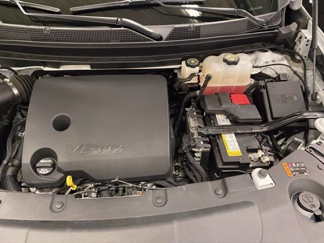 2023 Summit White Chevrolet Traverse Premier AWD SUV