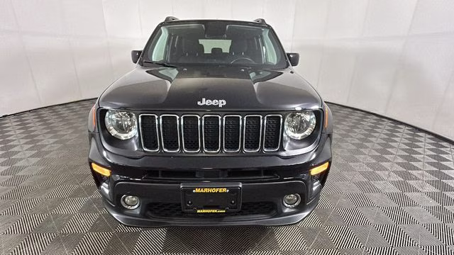 2020 Black Clearcoat Jeep Renegade Latitude 4X4 SUV