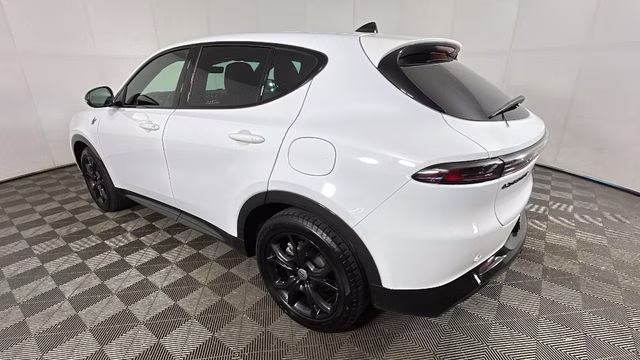 2024 Q Ball Dodge Hornet R/T AWD SUV