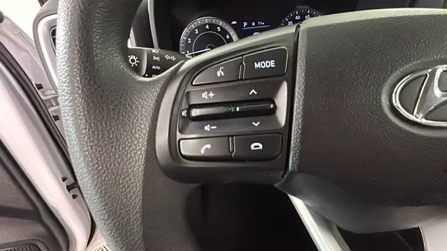 2020 Ceramic White Hyundai Venue SEL FWD SUV