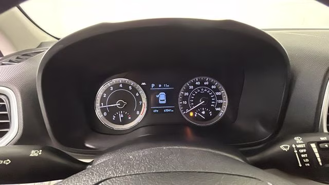 2020 Ceramic White Hyundai Venue SEL FWD SUV