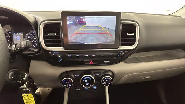 2020 Ceramic White Hyundai Venue SEL FWD SUV