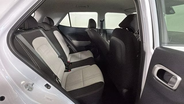 2020 Ceramic White Hyundai Venue SEL FWD SUV