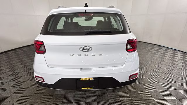 2020 Ceramic White Hyundai Venue SEL FWD SUV