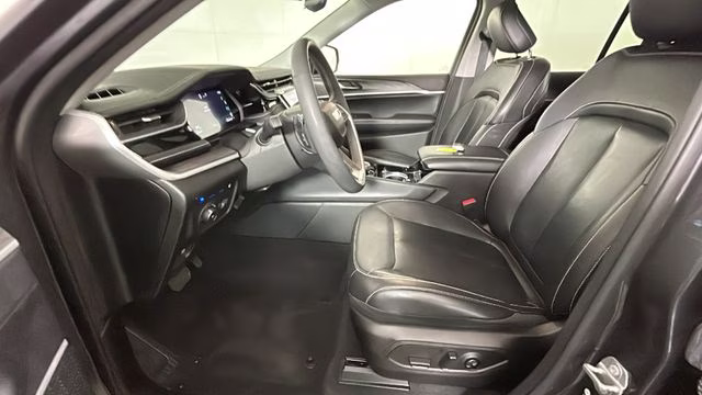 2022 Baltic Gray Metallic Clearcoat Jeep Grand Cherokee 4xe 4X4 SUV