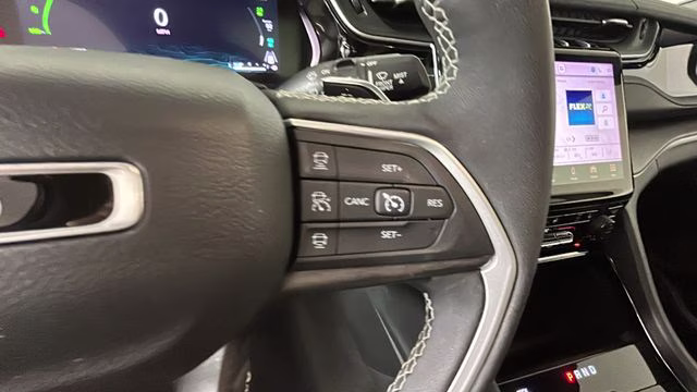 2022 Baltic Gray Metallic Clearcoat Jeep Grand Cherokee 4xe 4X4 SUV
