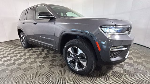 2022 Baltic Gray Metallic Clearcoat Jeep Grand Cherokee 4xe 4X4 SUV
