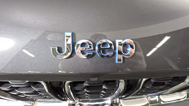 2022 Baltic Gray Metallic Clearcoat Jeep Grand Cherokee 4xe 4X4 SUV