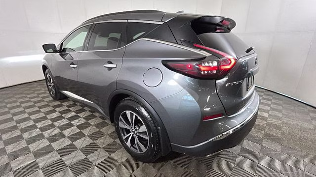 2024 Gun Metallic Nissan Murano SV AWD SUV