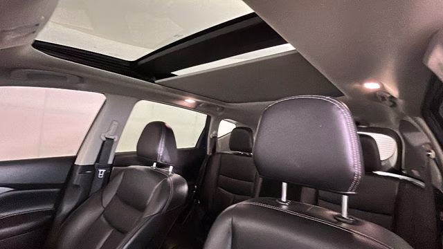 2024 Pearl White Nissan Murano SV AWD SUV