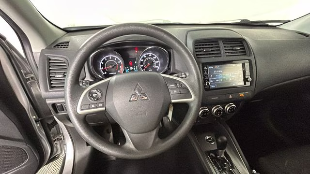 2022 Alloy Silver Metallic Mitsubishi Outlander Sport 2.0 ES 4X4 SUV