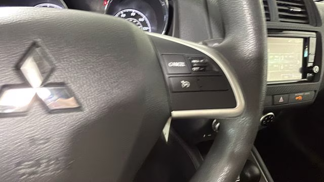 2022 Alloy Silver Metallic Mitsubishi Outlander Sport 2.0 ES 4X4 SUV