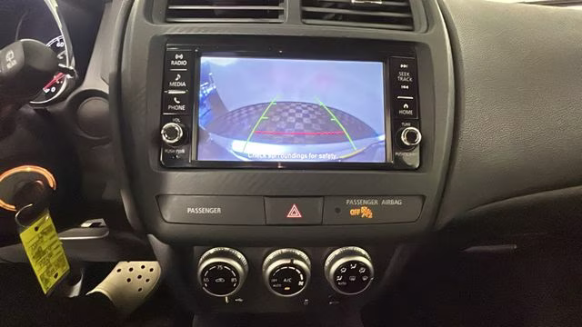 2022 Alloy Silver Metallic Mitsubishi Outlander Sport 2.0 ES 4X4 SUV