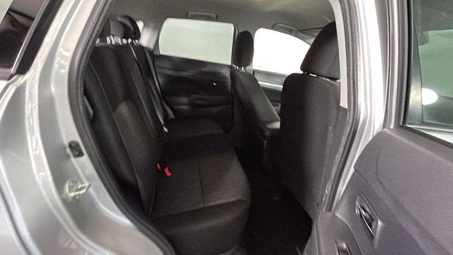 2022 Alloy Silver Metallic Mitsubishi Outlander Sport 2.0 ES 4X4 SUV