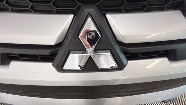 2022 Alloy Silver Metallic Mitsubishi Outlander Sport 2.0 ES 4X4 SUV
