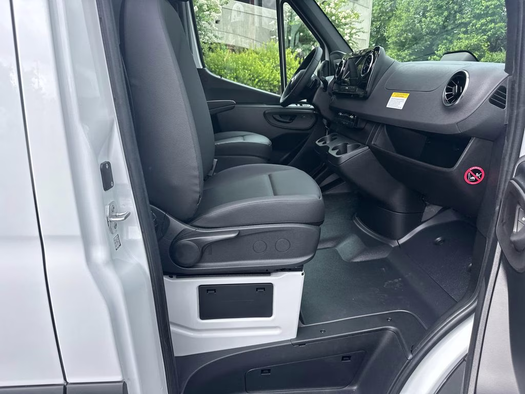 2026 Arctic Mercedes-Benz Sprinter 2500 Cargo 144 WB RWD Van