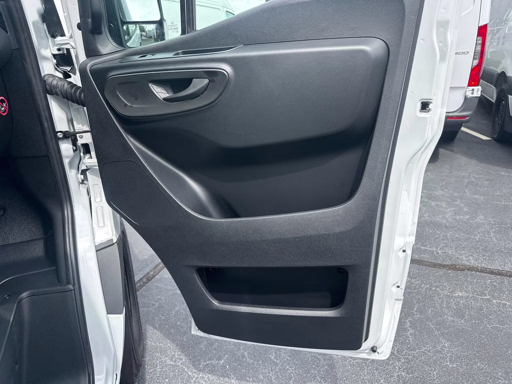 2026 Arctic Mercedes-Benz Sprinter 2500 Cargo 144 WB RWD Van