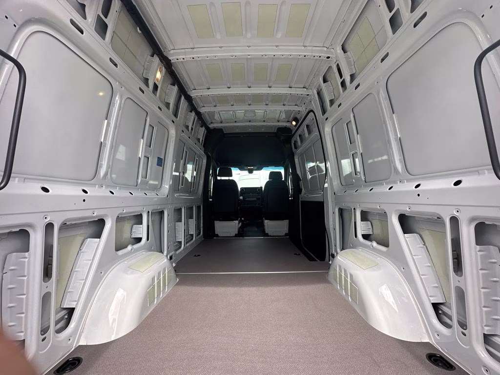 2026 Arctic Mercedes-Benz Sprinter 2500 Cargo 144 WB RWD Van