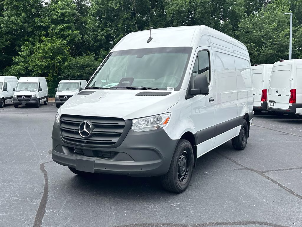 2026 Arctic Mercedes-Benz Sprinter 2500 Cargo 144 WB RWD Van