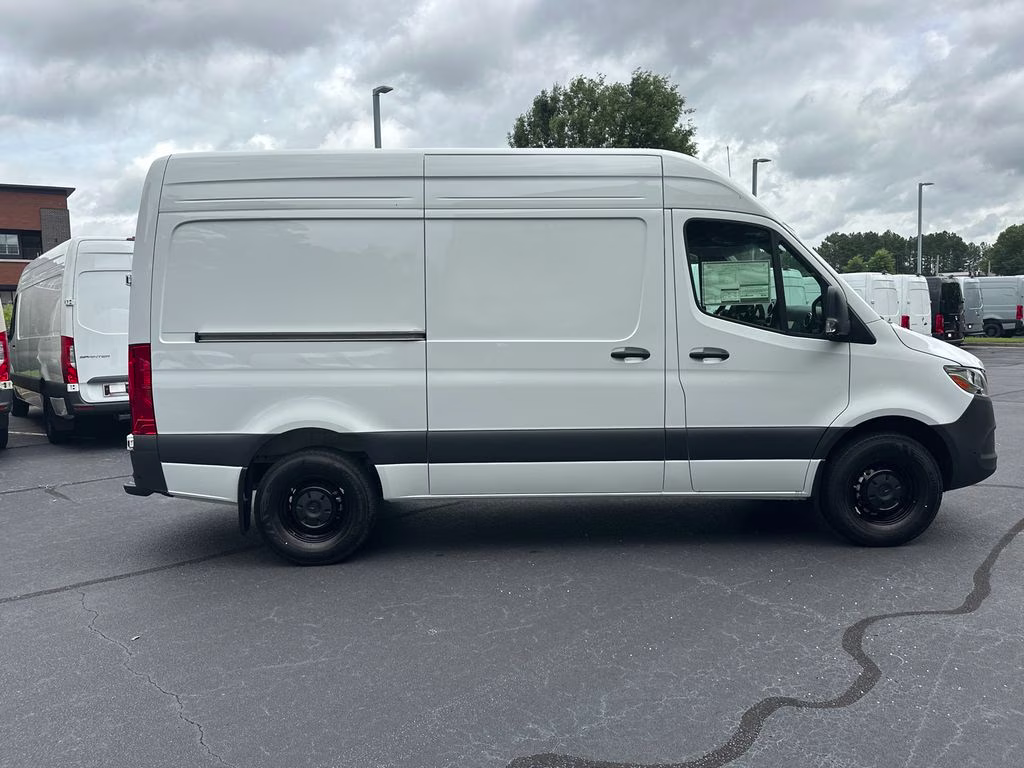 2026 Arctic Mercedes-Benz Sprinter 2500 Cargo 144 WB RWD Van