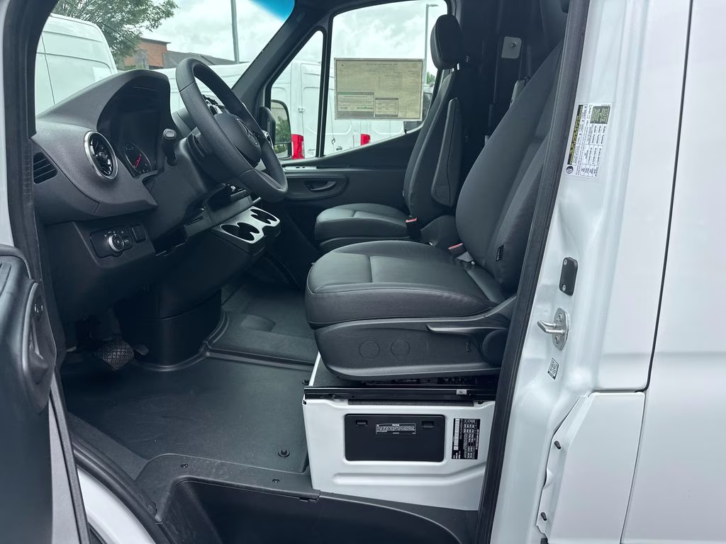 2026 Arctic Mercedes-Benz Sprinter 2500 Cargo 144 WB RWD Van