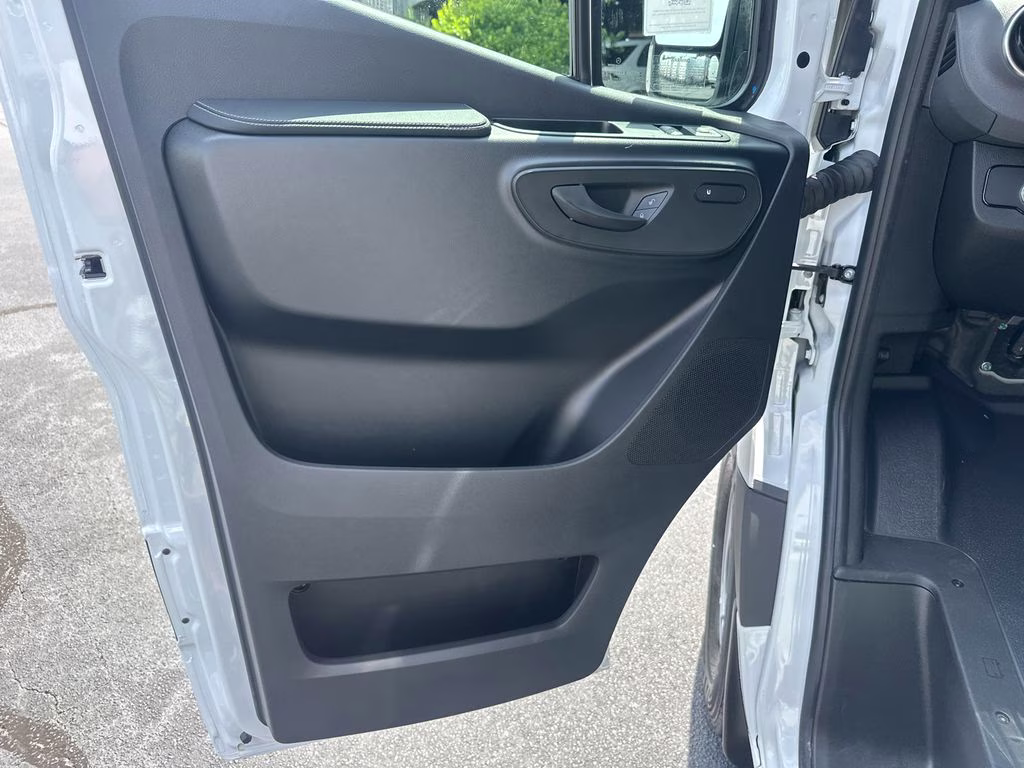 2026 Arctic Mercedes-Benz Sprinter 2500 Cargo 144 WB RWD Van