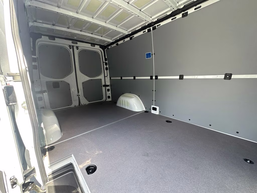 2026 Arctic Mercedes-Benz Sprinter 2500 Cargo 144 WB RWD Van