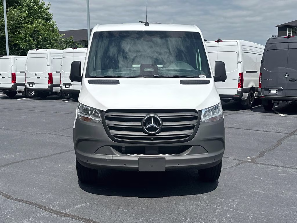 2026 Arctic Mercedes-Benz Sprinter 2500 Cargo 144 WB RWD Van