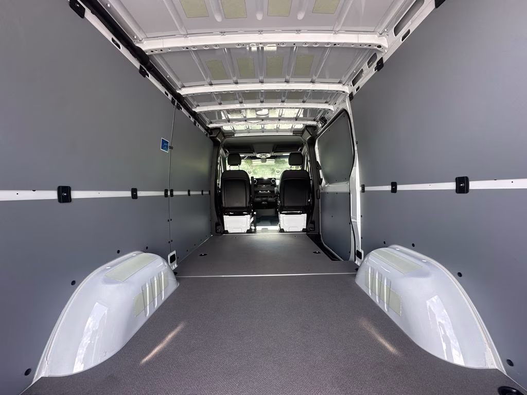 2026 Arctic Mercedes-Benz Sprinter 2500 Cargo 144 WB RWD Van