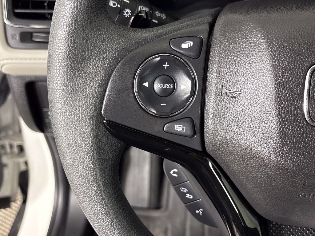 2022 Platinum White Pearl Honda HR-V EX FWD SUV