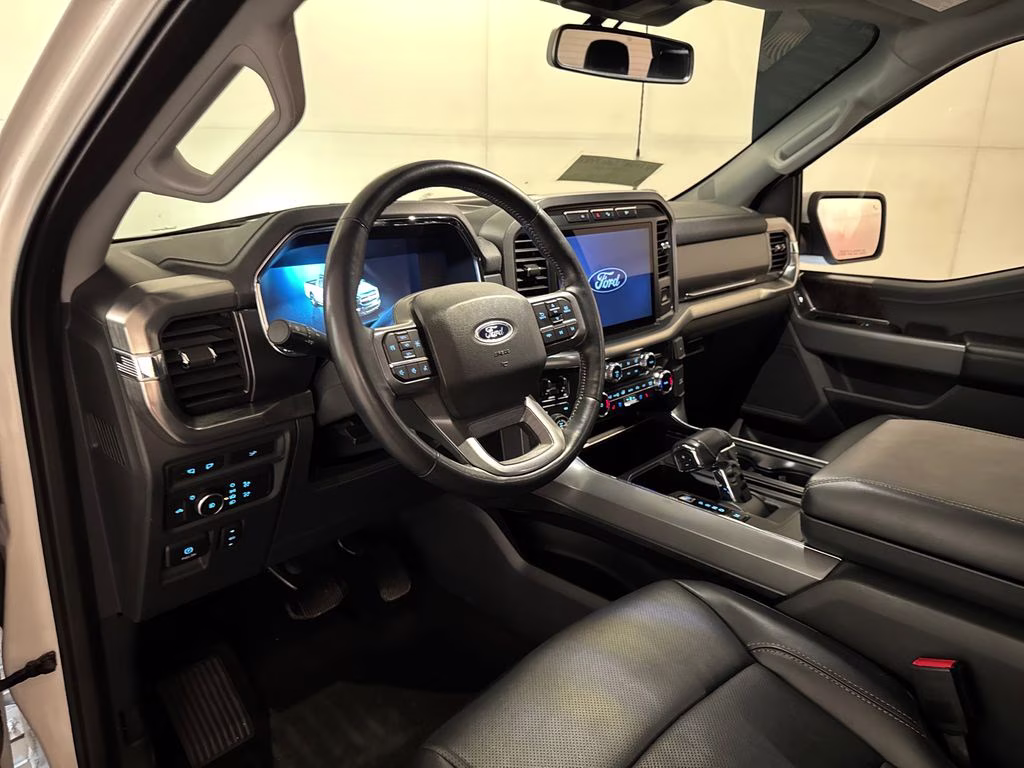 2022 White Metallic Ford F-150 Lariat 4X4 Truck