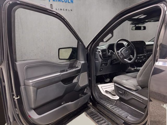 2023 Agate Black Metallic Ford F-150 XLT 4X4 Truck