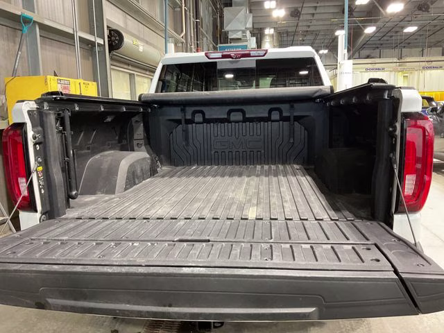 2023 White Frost Tricoat GMC Sierra 1500 Denali Ultimate 4X4 Truck