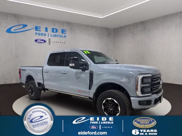 2025 Glacier Gray Met Tri-Coat Ford Super Duty F-250 SRW Platinum 4X4 Truck