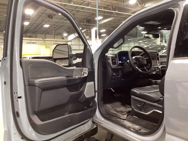 2025 Glacier Gray Met Tri-Coat Ford Super Duty F-250 SRW Platinum 4X4 Truck