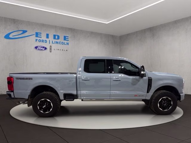 2025 Glacier Gray Met Tri-Coat Ford Super Duty F-250 SRW Platinum 4X4 Truck