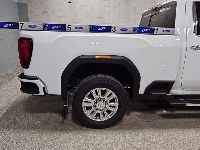 2023 Summit White GMC Sierra 2500HD Denali 4X4 Truck