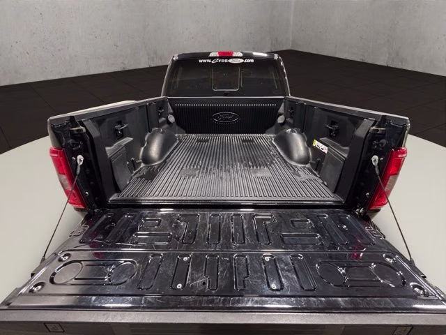 2023 Agate Black Metallic Ford F-150 XLT 4X4 Truck