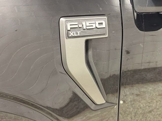 2023 Agate Black Metallic Ford F-150 XLT 4X4 Truck