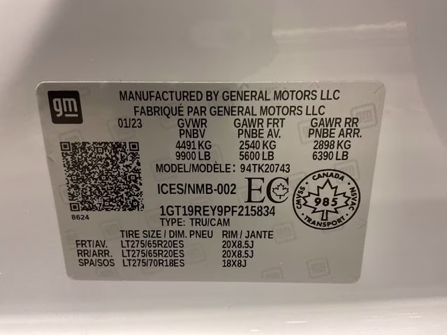 2023 Summit White GMC Sierra 2500HD Denali 4X4 Truck