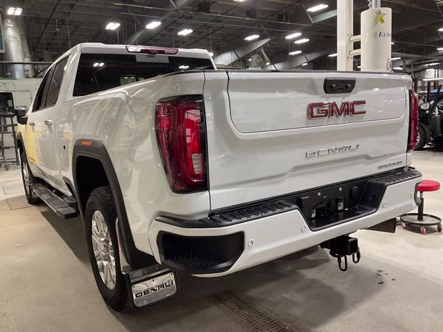 2023 Summit White GMC Sierra 2500HD Denali 4X4 Truck