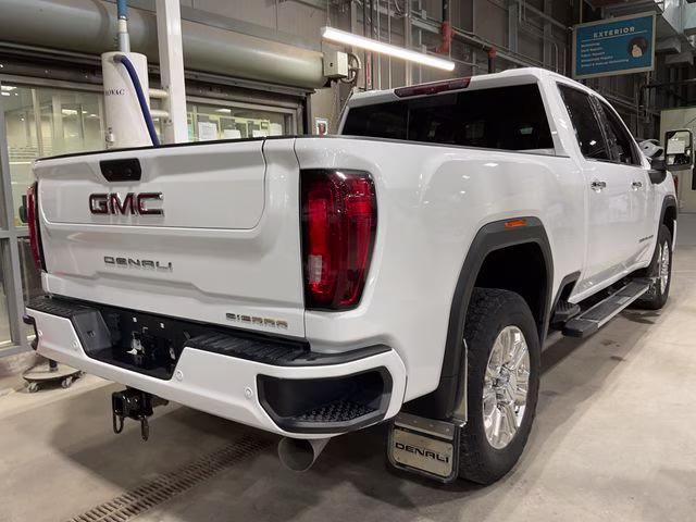 2023 Summit White GMC Sierra 2500HD Denali 4X4 Truck