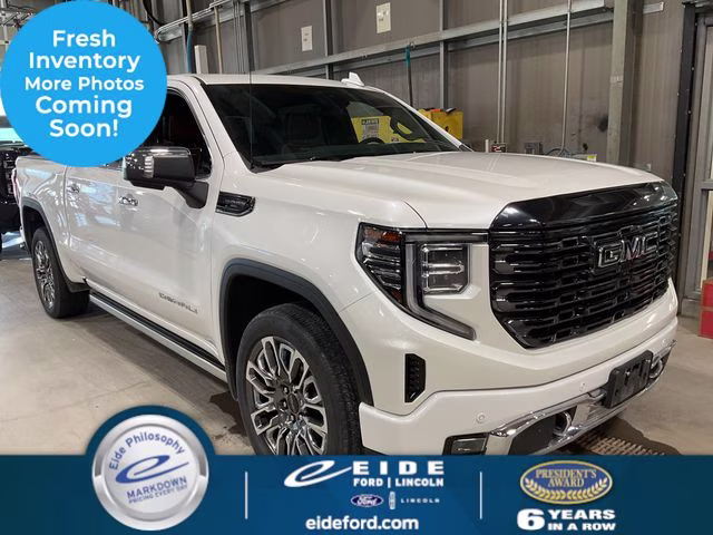2023 White Frost Tricoat GMC Sierra 1500 Denali Ultimate 4X4 Truck