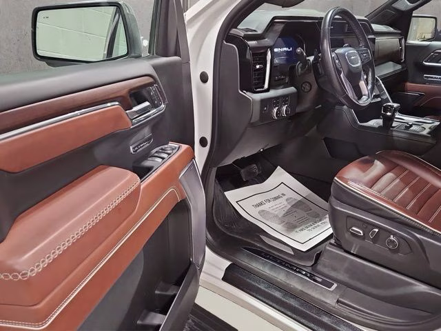 2023 White Frost Tricoat GMC Sierra 1500 Denali Ultimate 4X4 Truck