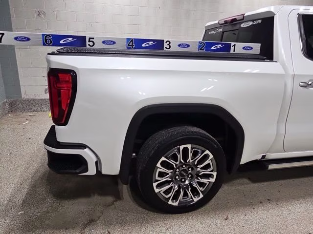 2023 White Frost Tricoat GMC Sierra 1500 Denali Ultimate 4X4 Truck